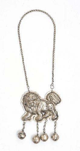 CHINESE IMPERIAL LION UNMARKED SILVER NECKLACE, L 17", T.W. 2.66 TOZ 