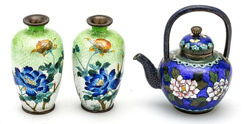 CHINESE CLOISONEE TEAPOT AND JAPANESE PAIR VASES 19TH.C. H 3.5", 4" 