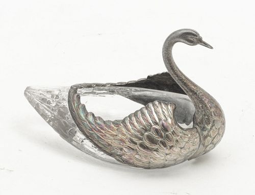 THEODORE B. STARR STERLING SILVER AND CUT CRYSTAL SWAN DISH, C 1920 H 3" L 5" 