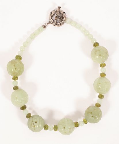 CARVED JADE BEAD NECKLACE L 16" 