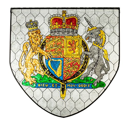 SHIELD-FORM COLORED FIBER GLASS WINDOW, 20TH C., H 48", W 48", ROYAL COAT OF ARMS OF THE UNITED KINGDOM 