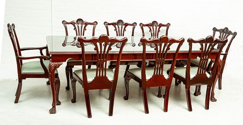 CHIPPENDALE STYLE, MAHOGANY DINING TABLE AND EIGHT CHAIRS, H 2'7" W 3'10" L 6'8" 