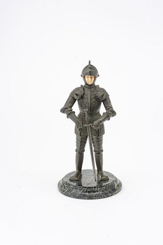 BRONZE AND ENAMEL KNIGHT IN ARMOR, 20TH CENTURY H 9" WITH BASE D 4.5" UNSIGNED 