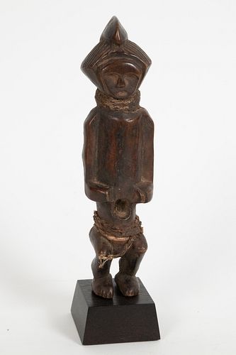AFRICAN CARVED WOOD AND FIBER SQUATTING FIGURE H 9" W 2.5" D 2" 