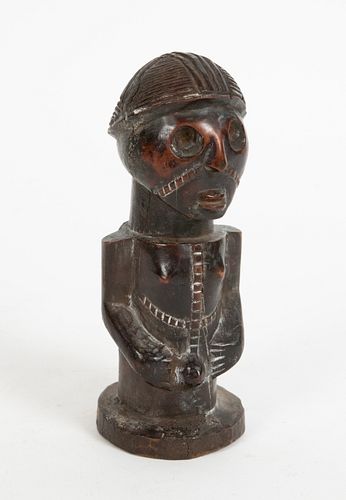 AFRICAN CARVED WOOD AND PIGMENT FIGURE H 7.75" W 2.5" D 3" 