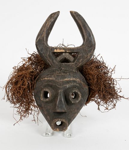 PENDE MBUYA, CONGO AFRICAN, CARVED WOOD AND FIBER, MORALITY PLAY MASK H 12" W 7" 