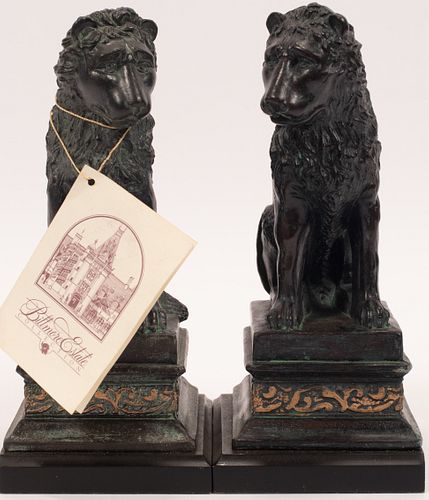 BRONZE PATINATED LION FORM BOOKENDS, PAIR, H 9.5", W 5"