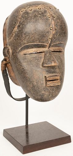 BETE, IVORY COAST, AFRICAN, WOOD, METAL, MASK EARLY/MID 20TH C.  H 12" W 8.5" 