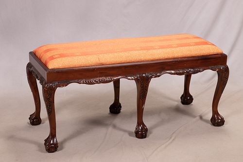 MAHOGANY CHIPPENDALE STYLE BENCH H 20" W 19" L 45" 