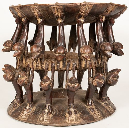 AFRICAN TRIBAL CARVED WOOD TABLE H 17" DIA 20" 