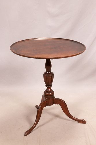 MAHOGANY PEDESTAL TABLE, QUEEN ANNE STYLE C 1940, H 26" DIA 24" 