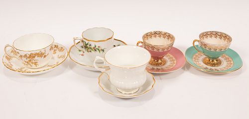 TEACUPS & SAUCERS, FEAT. HEREND, 5 SETS, DIA 4.5"-5.5" 