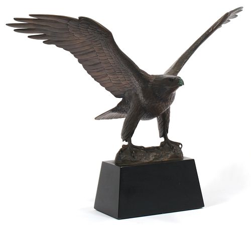 GILROY ROBERTS (AMER, 1905-92), BRONZE, H 11", W 20", "THE GREAT AMERICAN EAGLE" 
