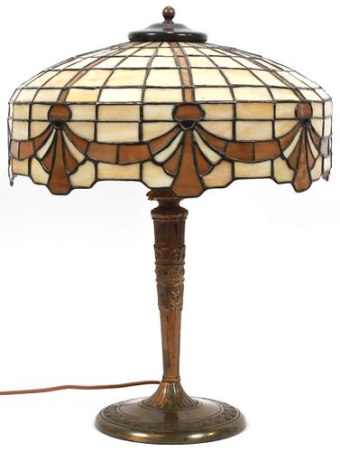 AMERICAN LEADED GLASS TABLE LAMP C. 1900 H 21" DIA 16" 