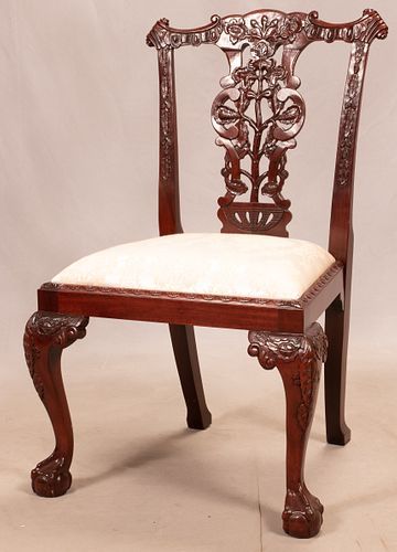 CHIPPENDALE STYLE MAHOGANY CHAIR, H 40", W 24"