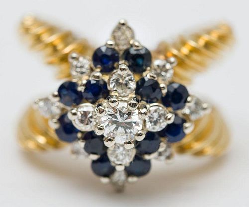 18K GOLD, DIAMOND AND SAPPHIRE RING