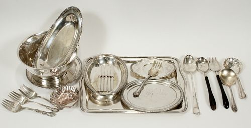 SILVERPLATE AND ONE TRAY MARKED STERLING 'P.S.CO.' TRAYS, BOWL & SERVING PIECES, 22 PCS. 
