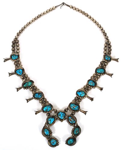 NATIVE AMERICAN SILVER AND TURQUOISE SQUASH BLOSSOM NECKLACE L 21" 