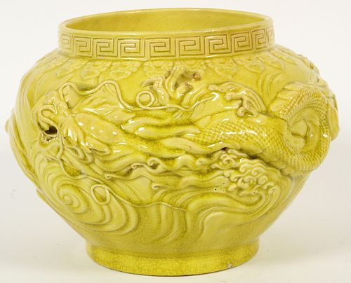 CHINESE PORCELAIN JARDINIERE, H 6.2", DIA 9"