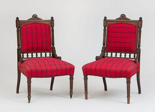 LAMB OF MANCHESTER (ATTRIBUTION), PAIR OF SIDE CHAIRS