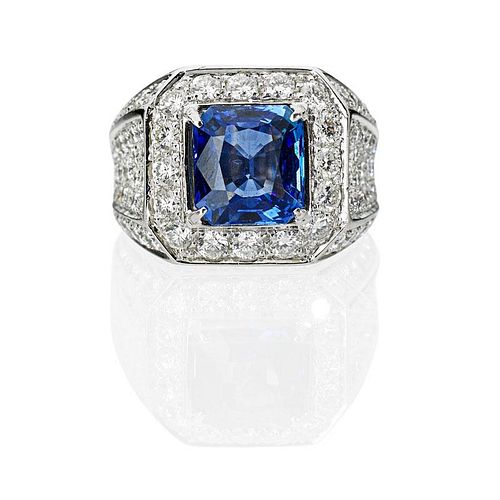 FACETED BLUE SAPPHIRE, DIAMOND & WHITE GOLD RING