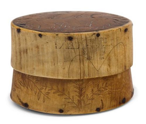 An American Horn and Wood Oval Box Height 2 1/2 x width 3 5/8 inches.