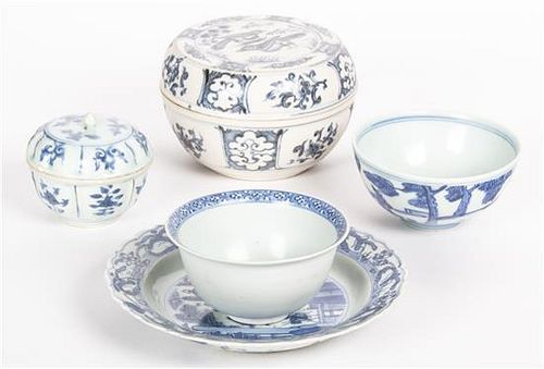 A Group of Chinese Blue and White Porcelain Height of tallest 4 inches.