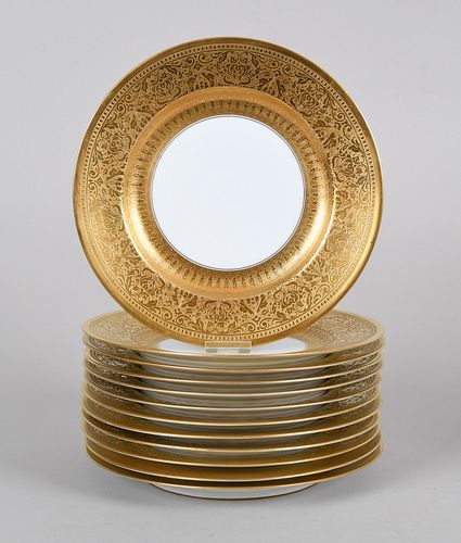 A Set of 12 Thomas Bavaria Dinner Plates