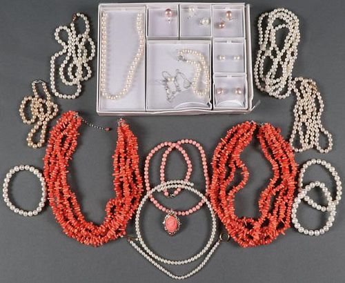 A COLLECTION OF CULTURED PEARL AND CORAL JEWELRY
