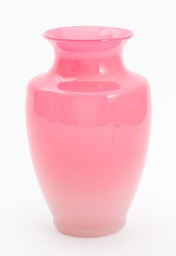 Carder Steuben Attr. Rosaline Glass Vase