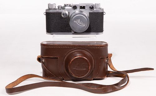 Leica DRP 35mm Camera and Lens