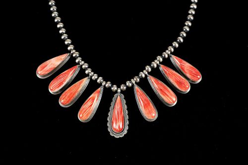 Outstanding Navajo Zia Red Spiny Oyster Necklace