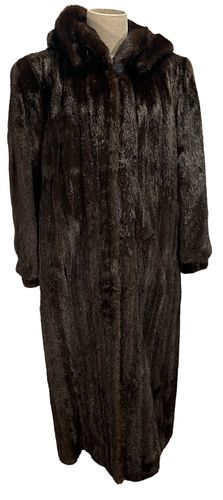 Gorgeous Vintage Full Length Hooded Mink Fur Coat