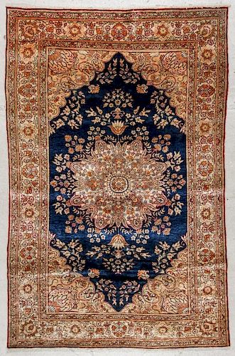 Turkish Silk Kayseri Rug: 4'0'' x 6'0'' (122 x 183 cm)