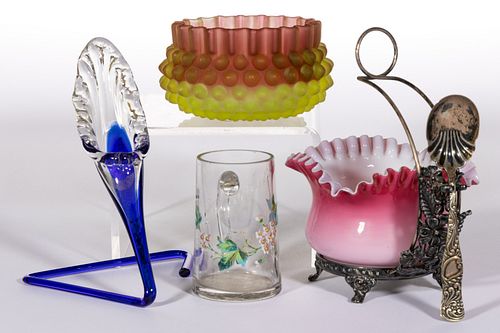 ASSORTED GLASS ARTICLES, LOT OF FOUR,