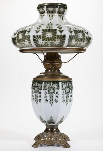 PITTSBURGH STYLIZED FLOWERS GONE WITH THE WIND KEROSENE PARLOR LAMP,