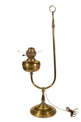 VICTORIAN BRASS SINGLE-FONT KEROSENE DESK LAMP