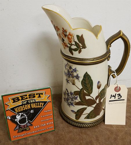 19TH C. ROYAL WORCESTER PITCHER 10"