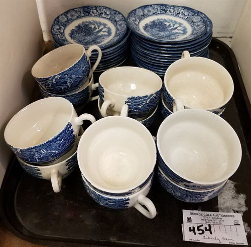 TRAY LIBERTY BLUE 25 SAUCERS, 12 CUPS