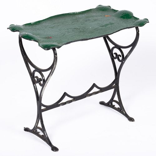 CAST-IRON PAINTED GARDEN PLANT STAND