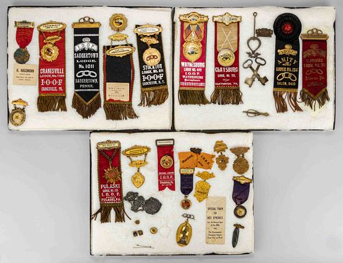 HISTORICAL ODD FELLOWS / LODGE ARTICLES, LOT OF 30 +/-