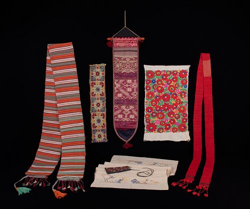 COLLECTION OF REGIONAL ACCESSORIES, LATE 19TH-EARLY 20TH C