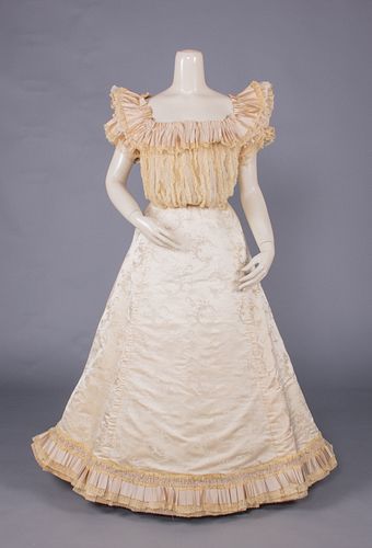 CREAM PATTERNED SILK EVENING GOWN, 1900-1905