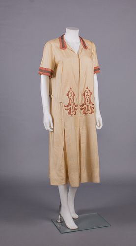 EMBROIDERED SILK PONGEE DAY DRESS, c. 1923
