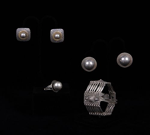 COLLECTION OF MEXICAN STERLING SILVER JEWELRY