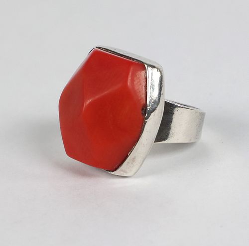 CORAL AND STERLING SILVER RING, SIZE 6