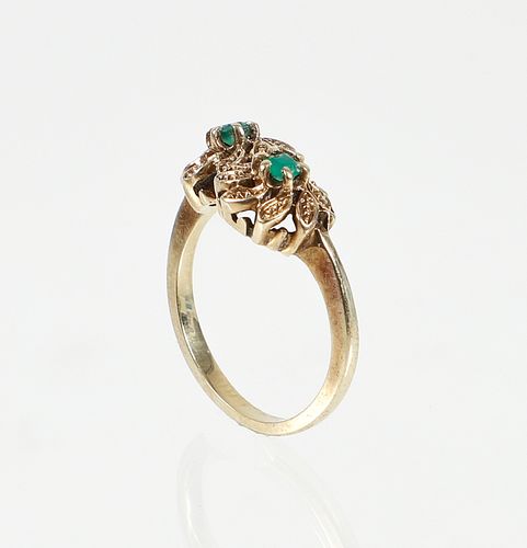 14K Emerald Figural Flower Ring