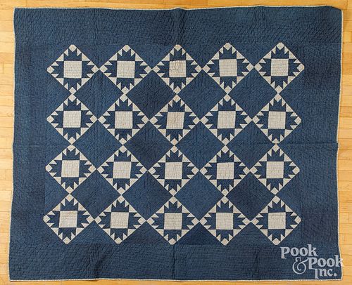 Bear paw variant patchwork quilt, early 20th c.
