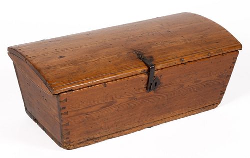 COUNTRY PINE SAILOR'S CHEST