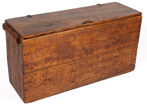 TENNESSEE-ASSOCIATED MIXED-WOOD SHIPPING CRATE